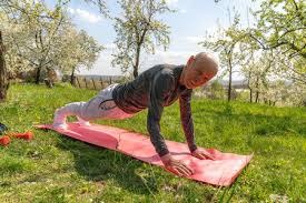 体总：占旭刚任举重摔跤柔道中心主任，王励勤任乒羽中心副主任